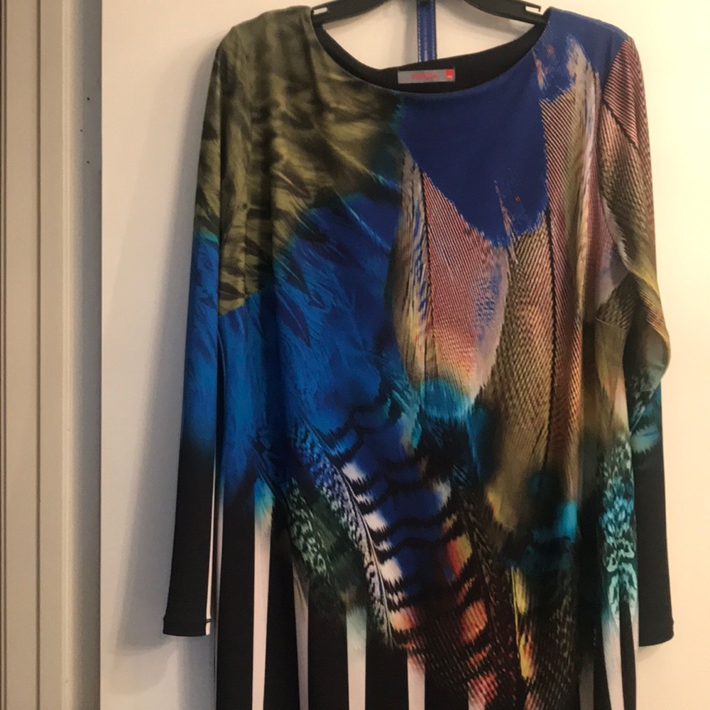 Dress - Picture 2 of 5